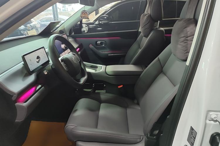 Used Leapmotor C16 2026 Extended-Range 280 LiDAR Zhizun Edition 6 Seats Left Front Seat