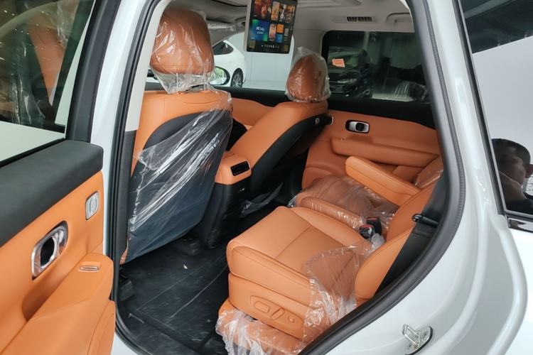 Used Leapmotor C16 2026 All-Electric 630 LiDAR Zhizun Edition 6 Seats Left Rear Seat