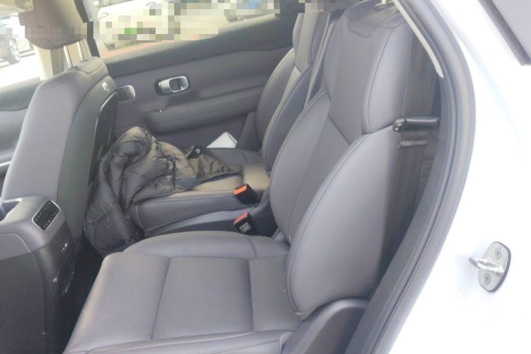 Used Leapmotor C16 2026 All-Electric 630 LiDAR Zhizun Edition 6 Seats Left Rear Seat