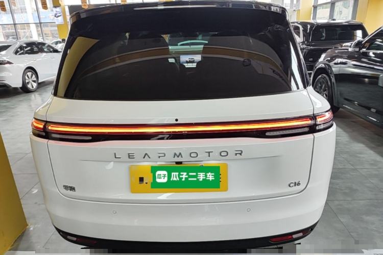 Used Leapmotor C16 2026 Extended-Range 280 LiDAR Zhizun Edition 6 Seats Rear