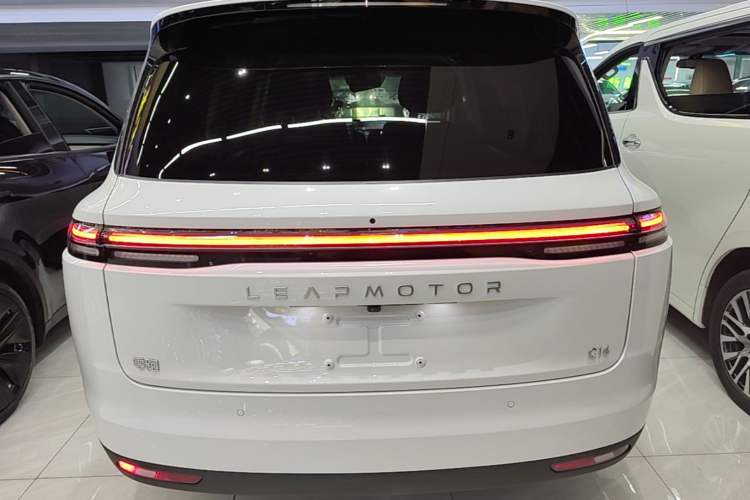 Used Leapmotor C16 2026 Extended-Range 280 LiDAR Version 6 Seats Rear
