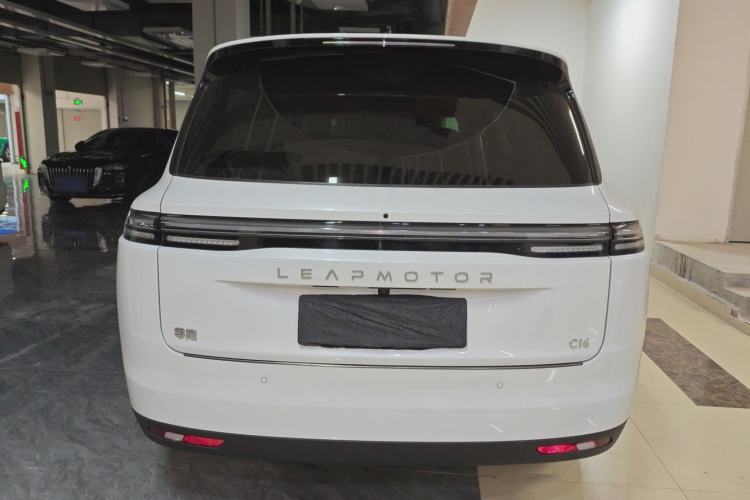 Used Leapmotor C16 2026 Pure Electric 630 LiDAR Zhizun Edition 5 Seats Rear