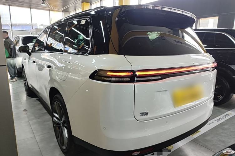 Used Leapmotor C16 2026 Extended-Range 280 LiDAR Zhizun Edition 6 Seats Rear Left 45 Deg