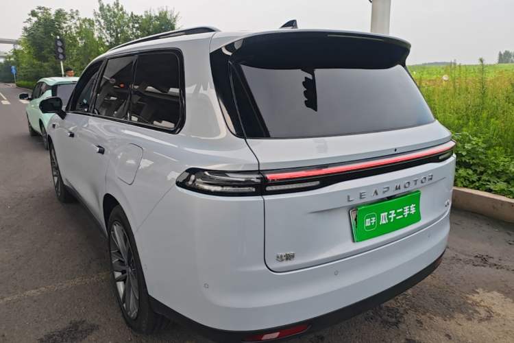 Used Leapmotor C16 2026 All-Electric 630 LiDAR Zhizun Edition 6 Seats Rear Left 45 Deg