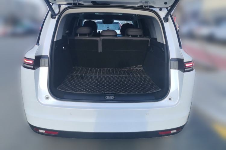 Used Leapmotor C16 2026 Extended-Range 280 LiDAR Zhizun Edition 5 Seats Trunk