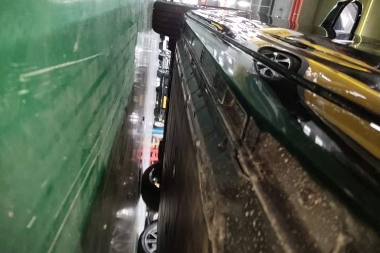 Used Leapmotor Lafa5 2026 Model 605 Pro Left Side Sill