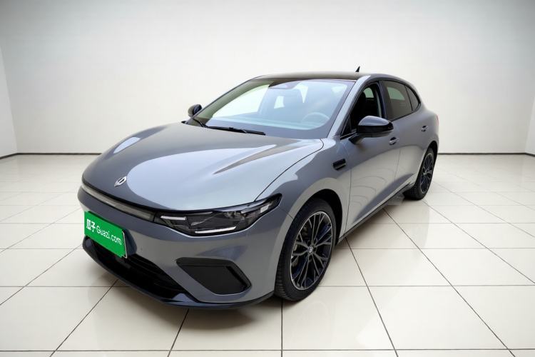Gebrauchter Leapmotor Lafa5 2026 Model 515 Pro Guazi used car, China used car export, Used car for sale, Used  cars, Cheapest cars for sale