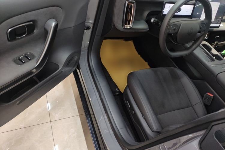 Used Leapmotor Lafa5 2026 Model 515 Max Driver Seat