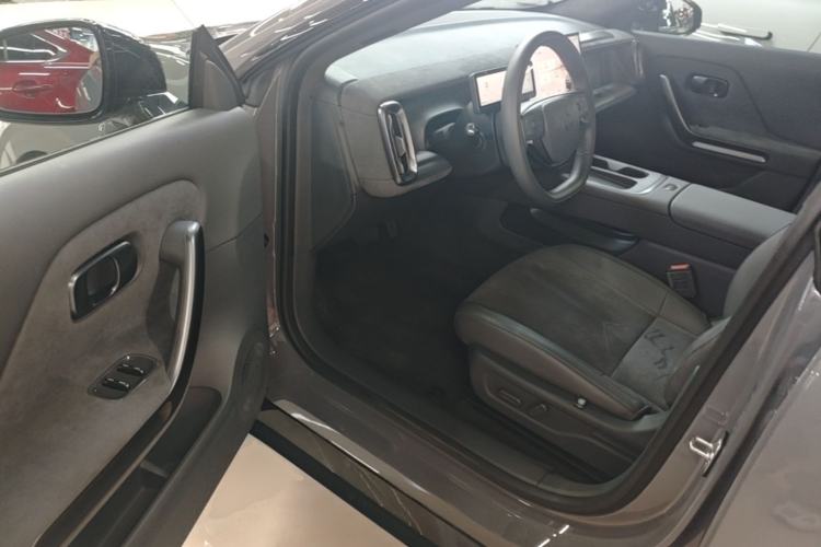 Used Leapmotor Lafa5 2026 Model 515 Max Driver Seat