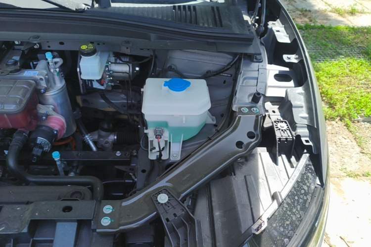 Used Leapmotor Lafa5 2026 Model 515 Max Engine Bay Left