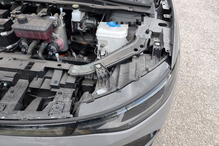 Used Leapmotor Lafa5 2026 Model 605 Pro Engine Bay Left