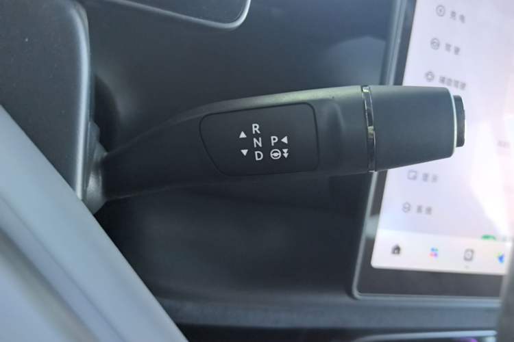 Used Leapmotor Lafa5 2026 Model 515 Max Gear Lever