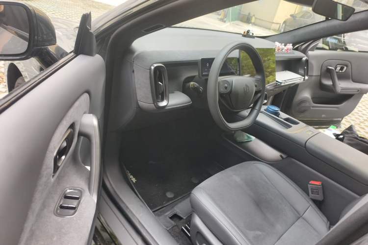 Used Leapmotor Lafa5 2026 Model 605 Max Interior 3