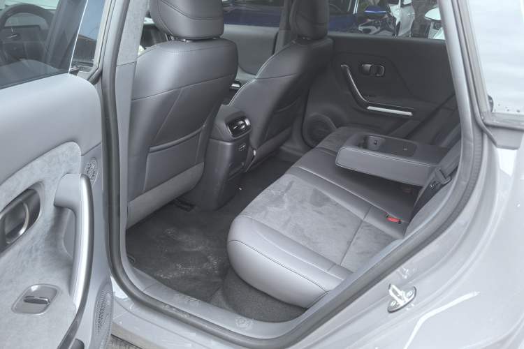 Used Leapmotor Lafa5 2026 Model 515 Max Interior 4