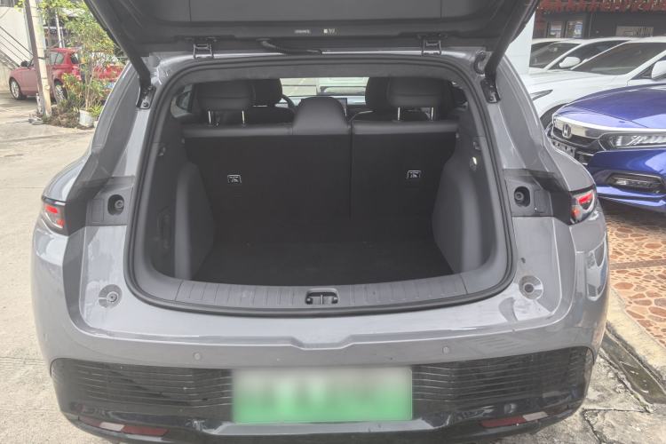 Used Leapmotor Lafa5 2026 Model 515 Max Interior 6