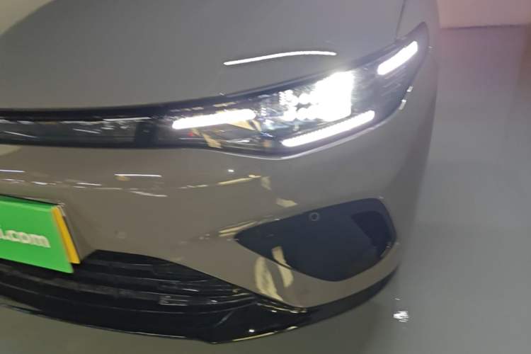 Used Leapmotor Lafa5 2026 Model 515 Max Left Front Headlight