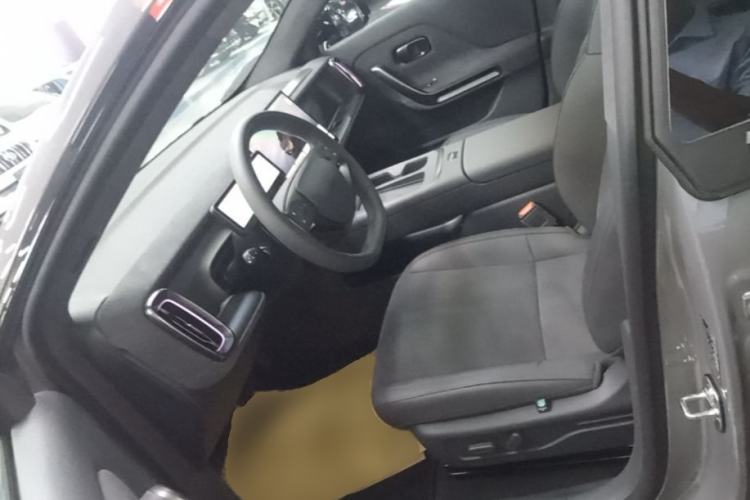 Used Leapmotor Lafa5 2026 Model 515 Max Left Front Seat