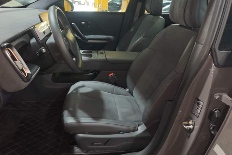 Used Leapmotor Lafa5 2026 Model 515 Max Left Front Seat