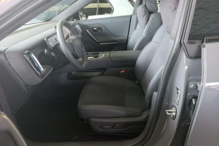 Used Leapmotor Lafa5 2026 Model 515 Max Left Front Seat