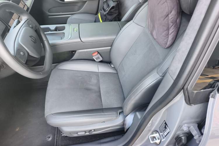 Used Leapmotor Lafa5 2026 Model 515 Max Left Front Seat