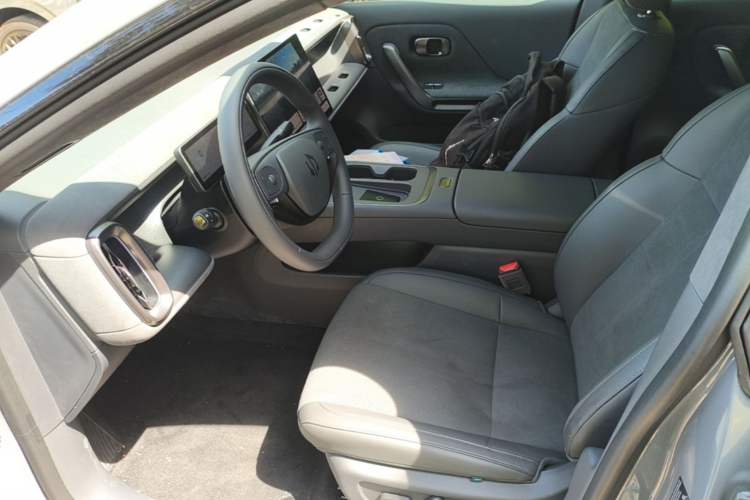 Used Leapmotor Lafa5 2026 Model 515 Max Left Front Seat