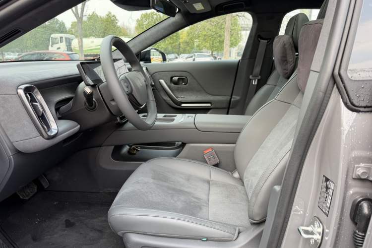 Used Leapmotor Lafa5 2026 Model 515 Max Left Front Seat