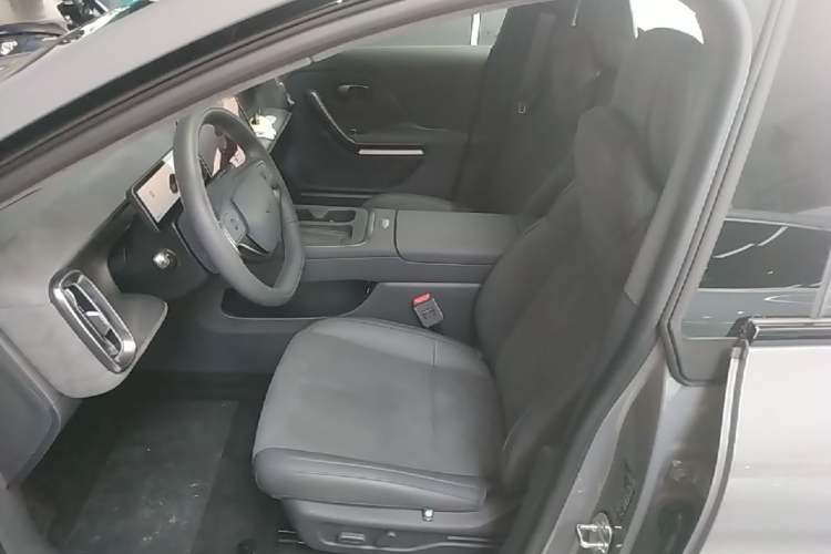 Used Leapmotor Lafa5 2026 Model 515 Max Left Front Seat