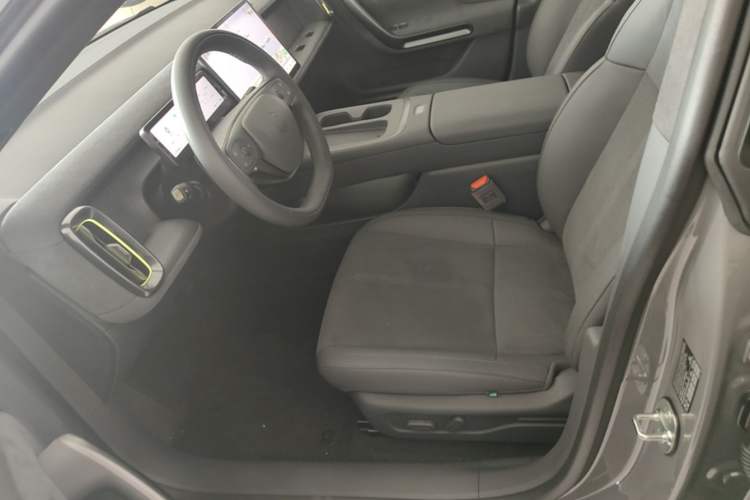 Used Leapmotor Lafa5 2026 Model 515 Max Left Front Seat