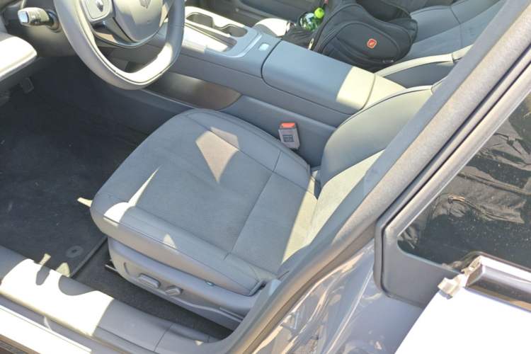 Used Leapmotor Lafa5 2026 Model 515 Max Left Front Seat