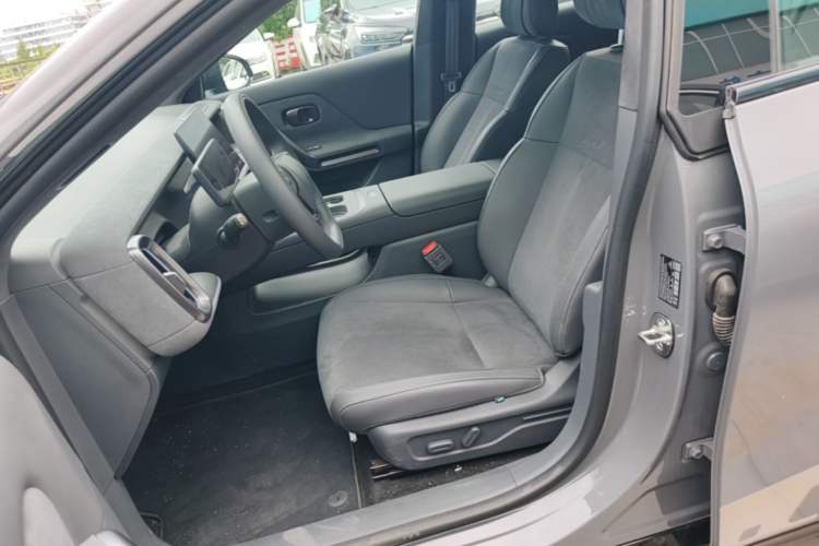 Used Leapmotor Lafa5 2026 Model 515 Max Left Front Seat