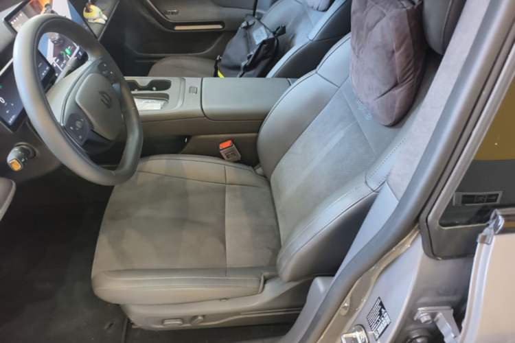 Used Leapmotor Lafa5 2026 Model 515 Max Left Front Seat