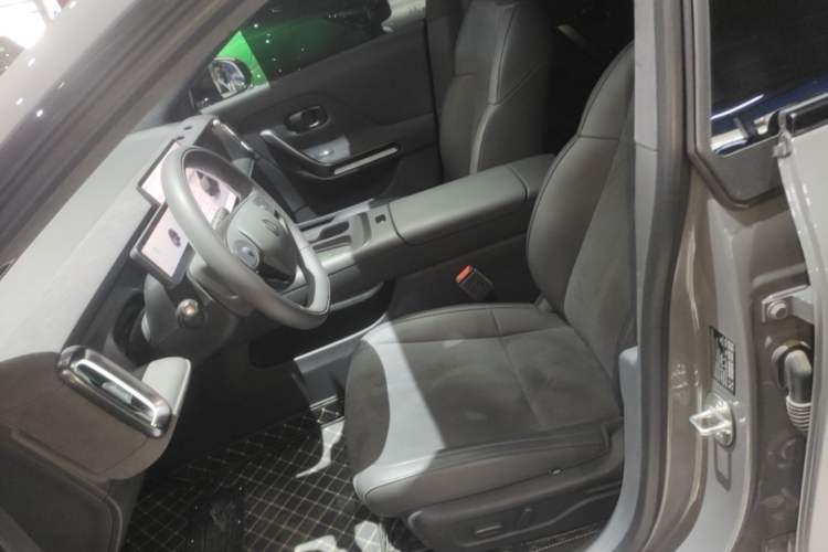 Used Leapmotor Lafa5 2026 Model 515 Max Left Front Seat