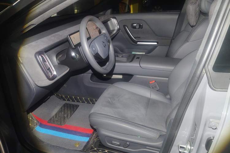 Used Leapmotor Lafa5 2026 Model 605 Max Left Front Seat