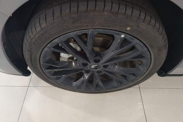 Used Leapmotor Lafa5 2026 Model 515 Max Left Front Wheel Hub
