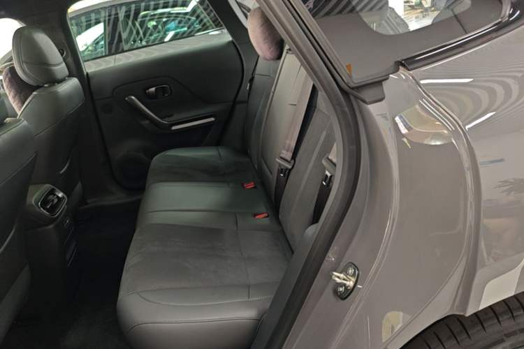 Used Leapmotor Lafa5 2026 Model 515 Max Left Rear Seat