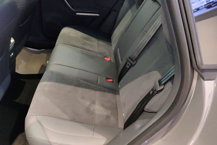 Used Leapmotor Lafa5 2026 Model 515 Max Left Rear Seat
