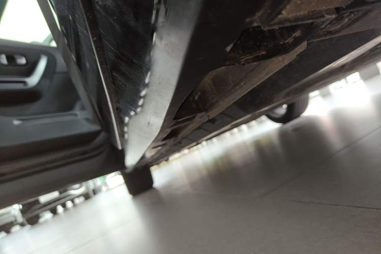 Used Leapmotor Lafa5 2026 Model 515 Max Left Side Sill