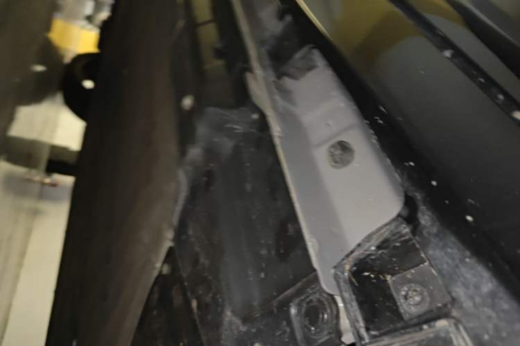 Used Leapmotor Lafa5 2026 Model 515 Max Left Side Sill