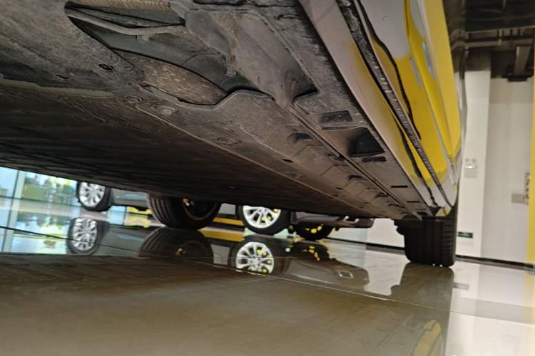 Used Leapmotor Lafa5 2026 Model 515 Max Left Side Sill