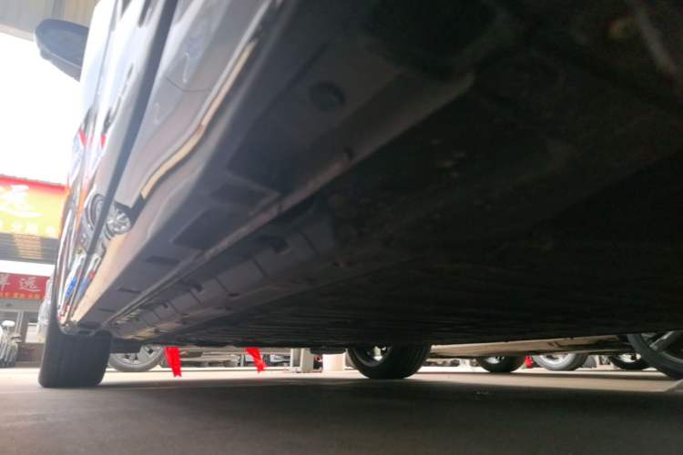 Used Leapmotor Lafa5 2026 Model 515 Max Left Side Sill