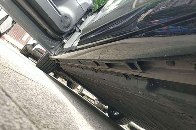Used Leapmotor Lafa5 2026 Model 515 Max Left Side Sill