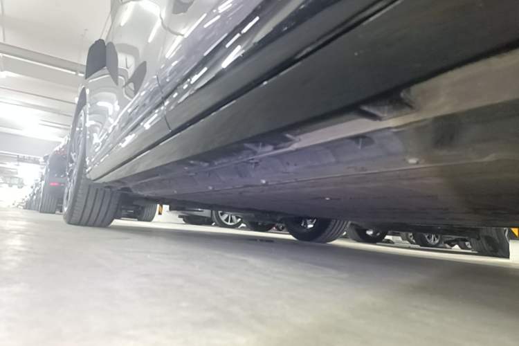 Used Leapmotor Lafa5 2026 Model 515 Max Left Side Sill