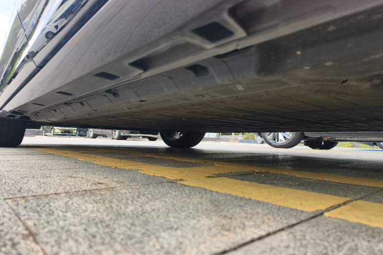 Used Leapmotor Lafa5 2026 Model 515 Max Left Side Sill