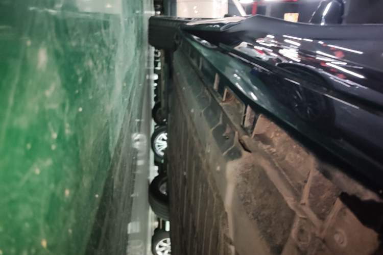 Used Leapmotor Lafa5 2026 Model 515 Pro Left Side Sill