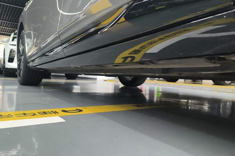Used Leapmotor Lafa5 2026 Model 515 Max Left Side Sill