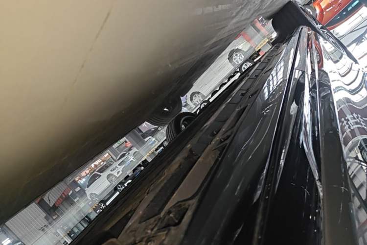Used Leapmotor Lafa5 2026 Model 515 Max Left Side Sill