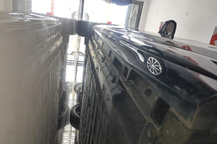 Used Leapmotor Lafa5 2026 Model 515 Max Left Side Sill