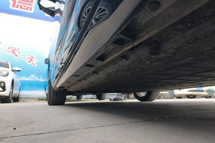 Used Leapmotor Lafa5 2026 Model 515 Max Left Side Sill