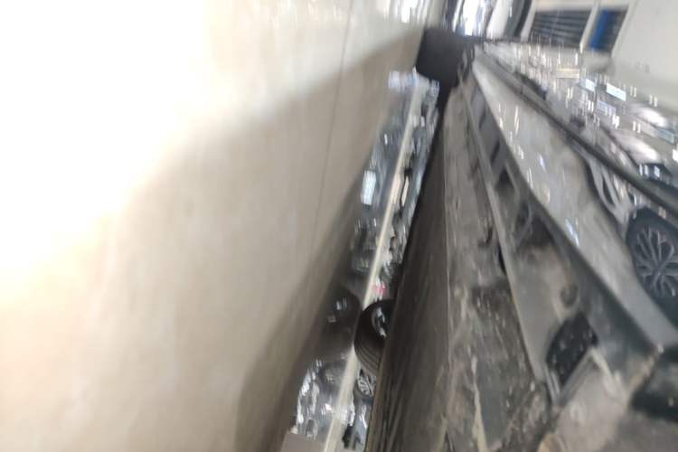 Used Leapmotor Lafa5 2026 Model 515 Max Left Side Sill