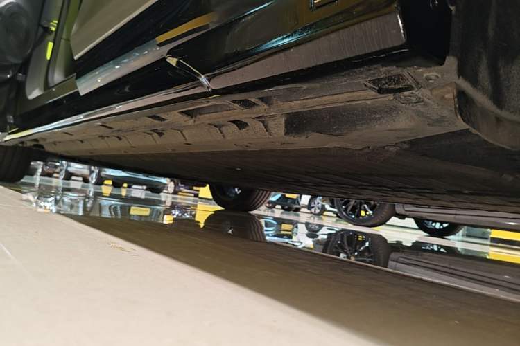 Used Leapmotor Lafa5 2026 Model 515 Max Left Side Sill